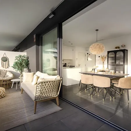 Premium With Terrace In Higueron * フエンヒロラ