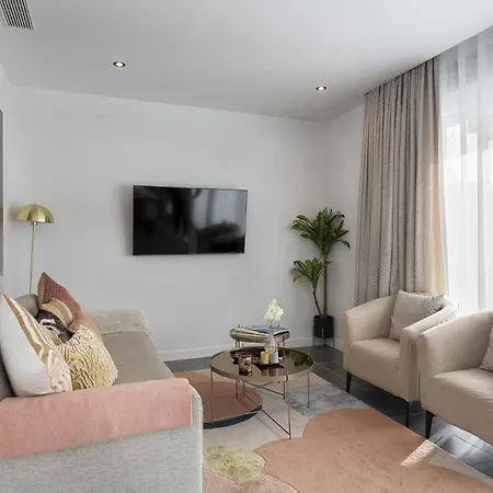 Premium With Terrace In Higueron * Fuengirola