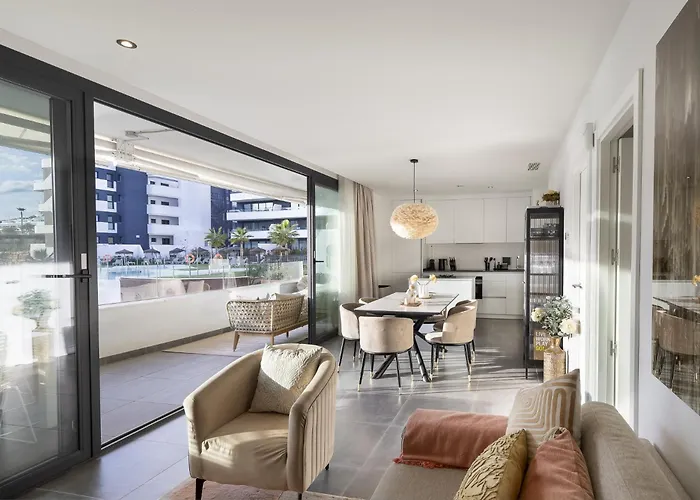 Apartment Premium With Terrace In Higueron