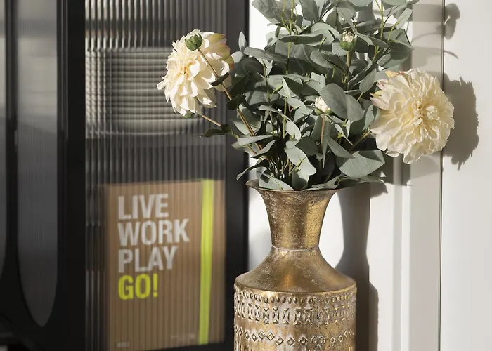 Apartment Premium With Terrace In Higueron *