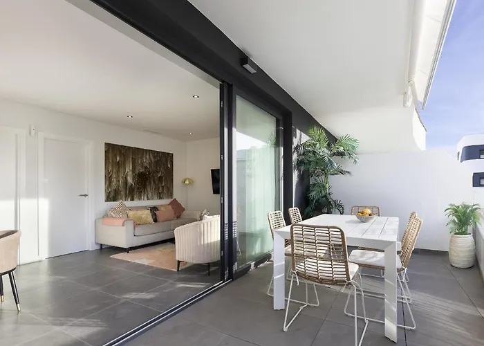 Premium With Terrace In Higueron