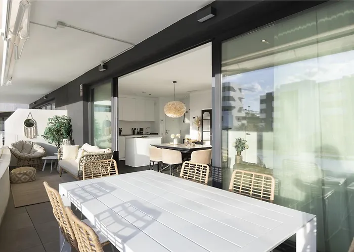 Premium With Terrace In Higueron